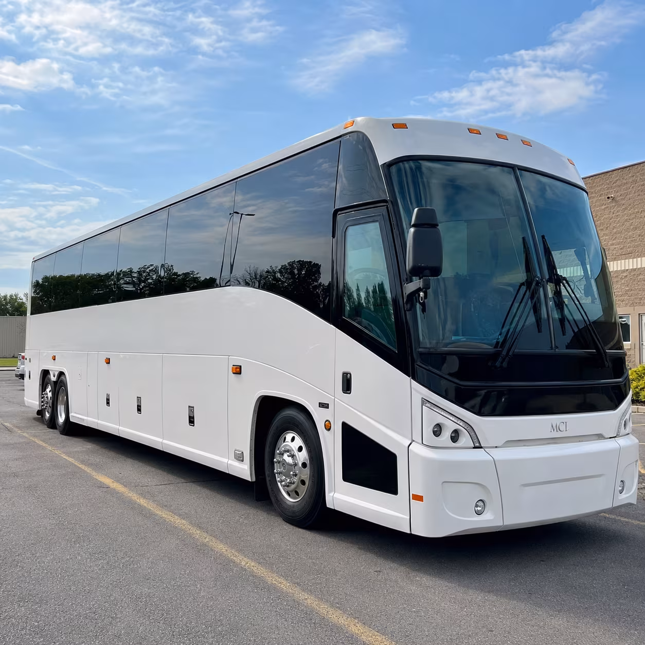corporate shuttle services along the us 41 and i 75 corridors